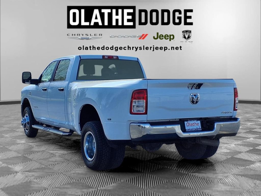Certified 2024 RAM 3500 Big Horn AWD/4WD image 3