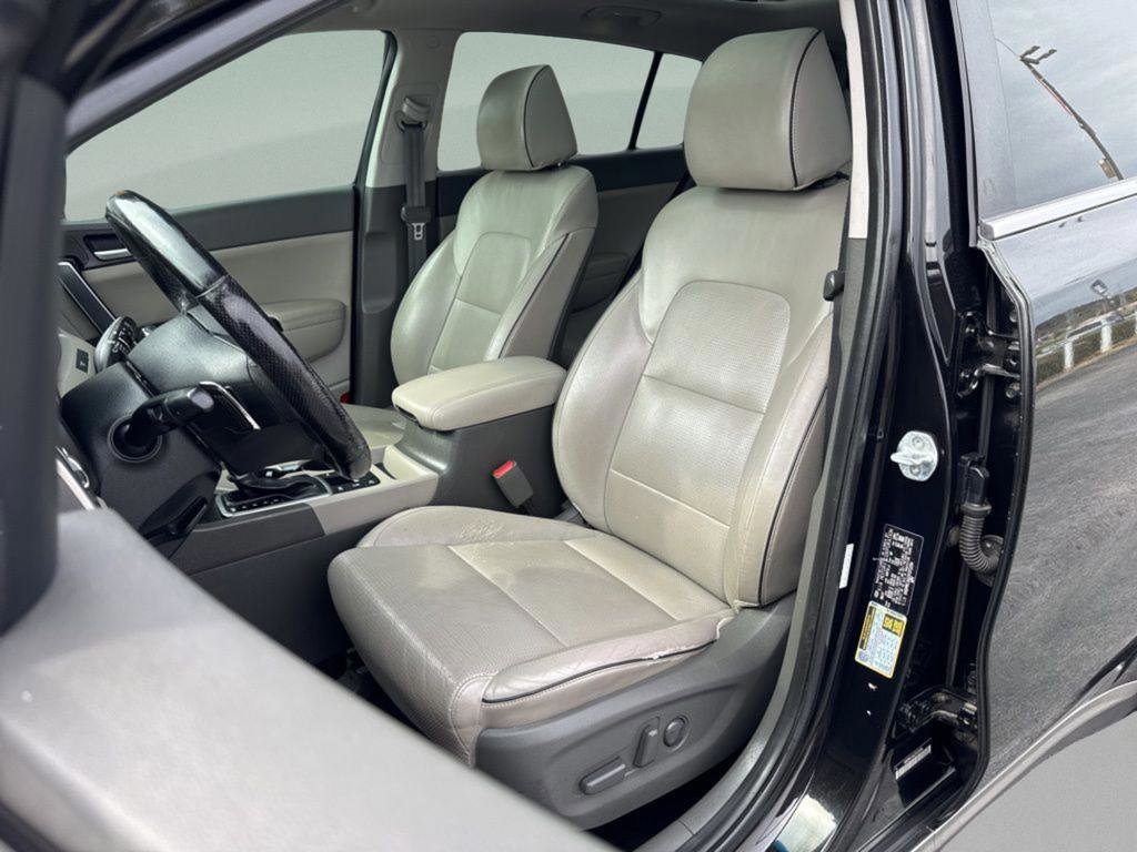 Used 2018 Kia Sportage SX image 11