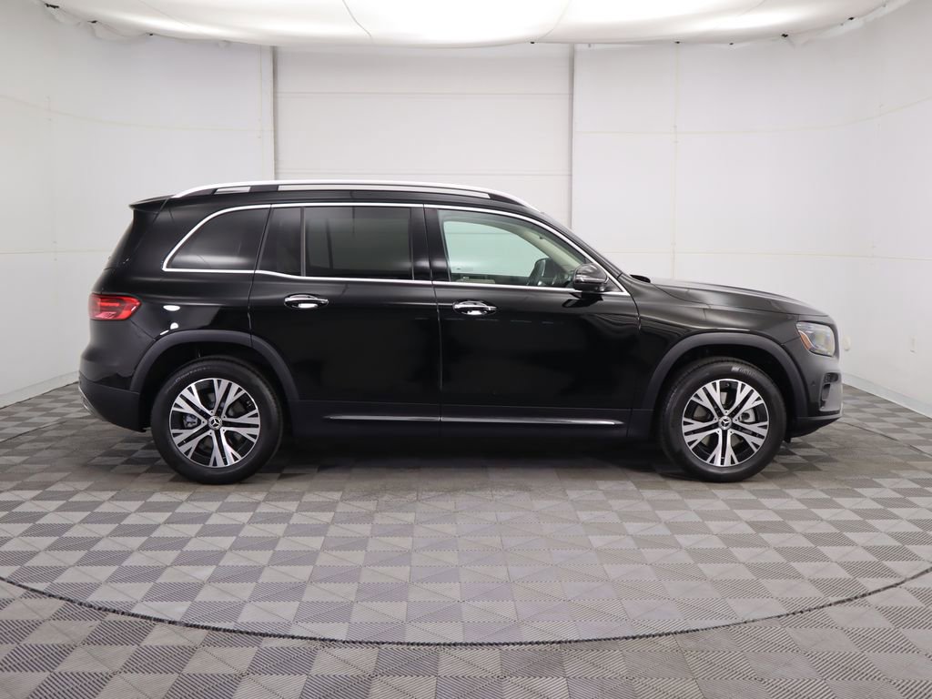 Used 2026 Mercedes-Benz GLB 250 image 4