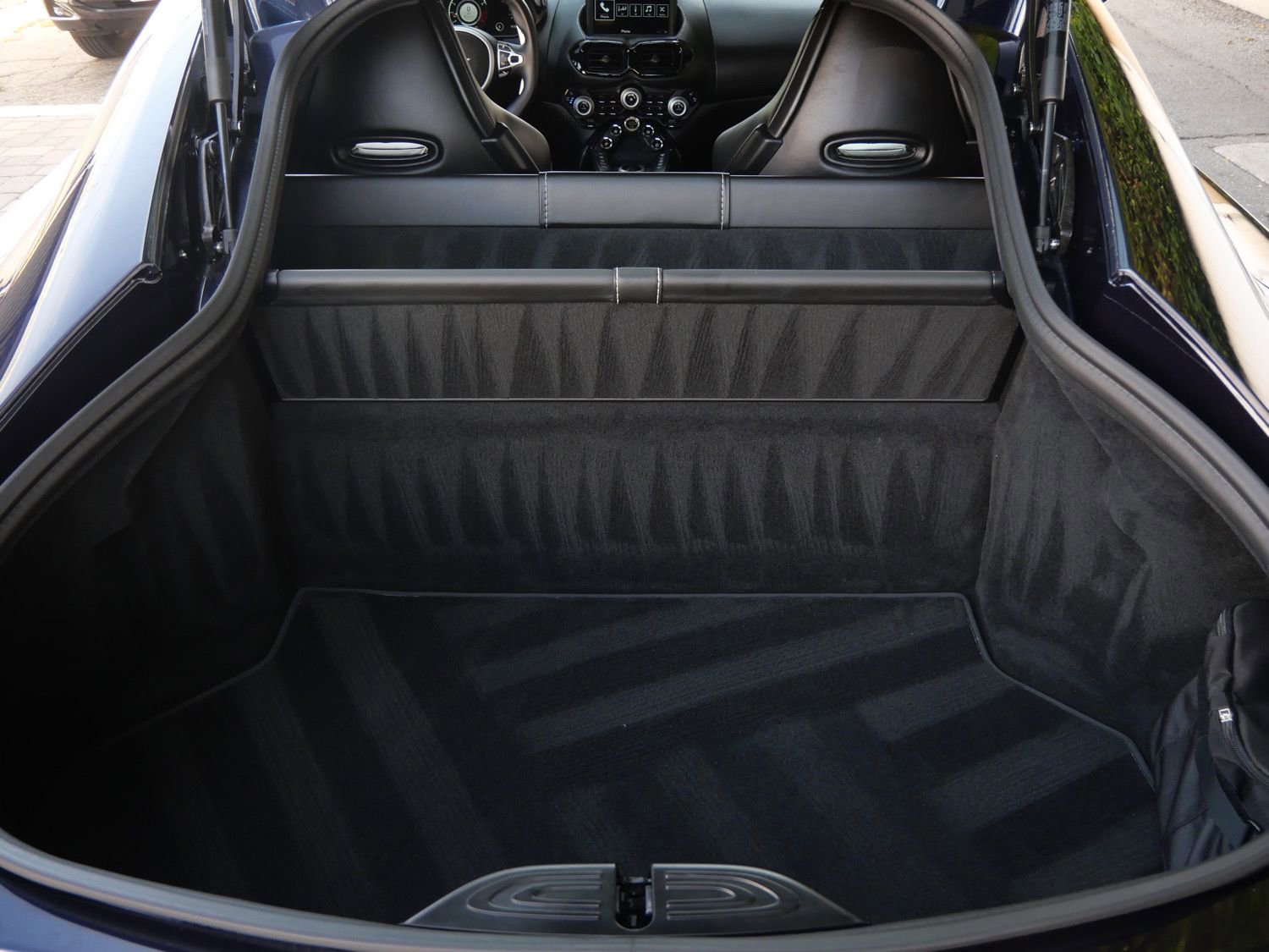Used 2020 Aston Martin V8 Vantage Coupe RWD image 23