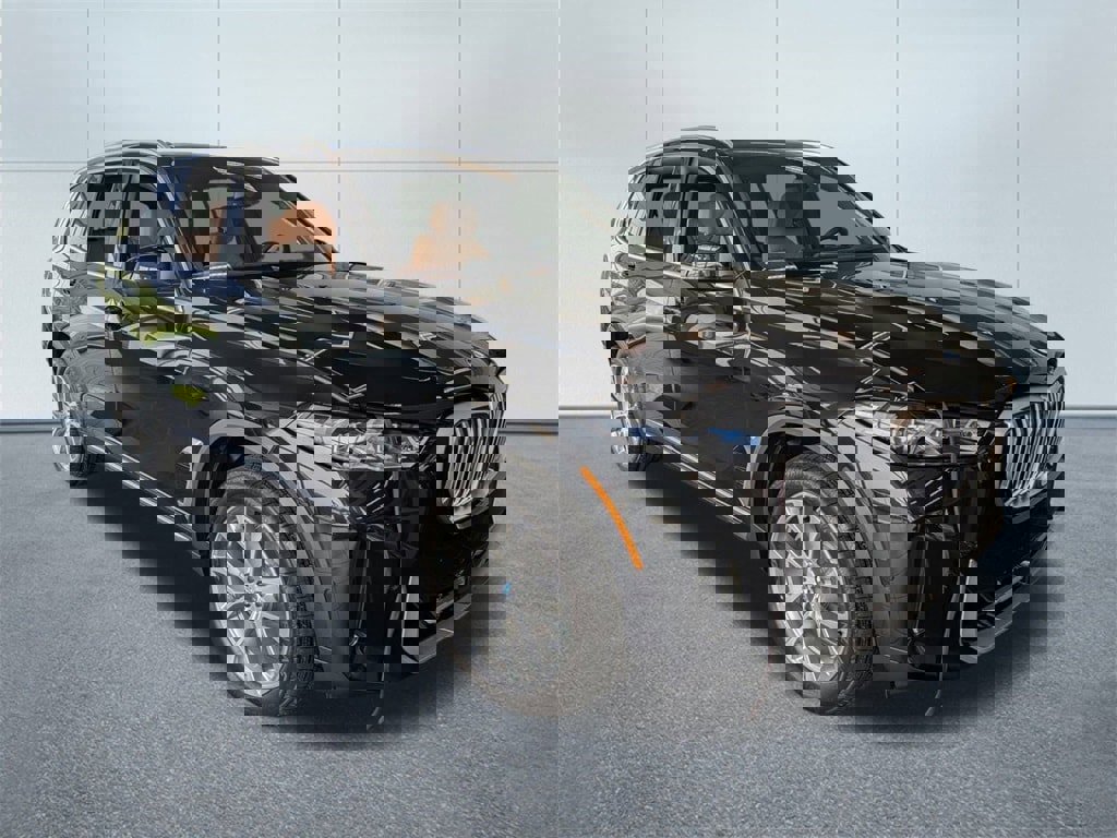 New 2025 BMW M5 w/ Executive Package