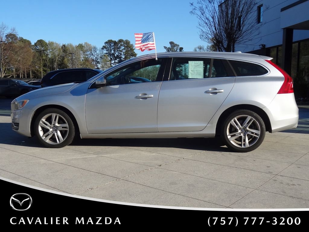 Used 2015 Volvo V60 T5 Premier image 7