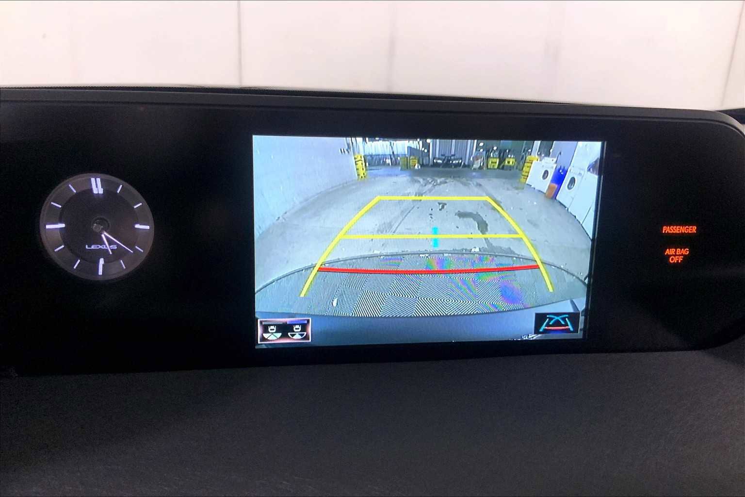 Used 2022 Lexus UX 250h w/ Premium Package image 26