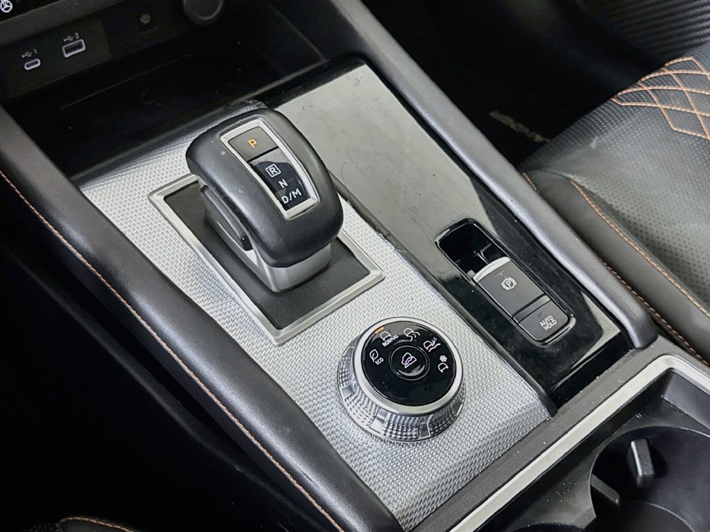 Used 2023 Mitsubishi Outlander SEL FWD image 19