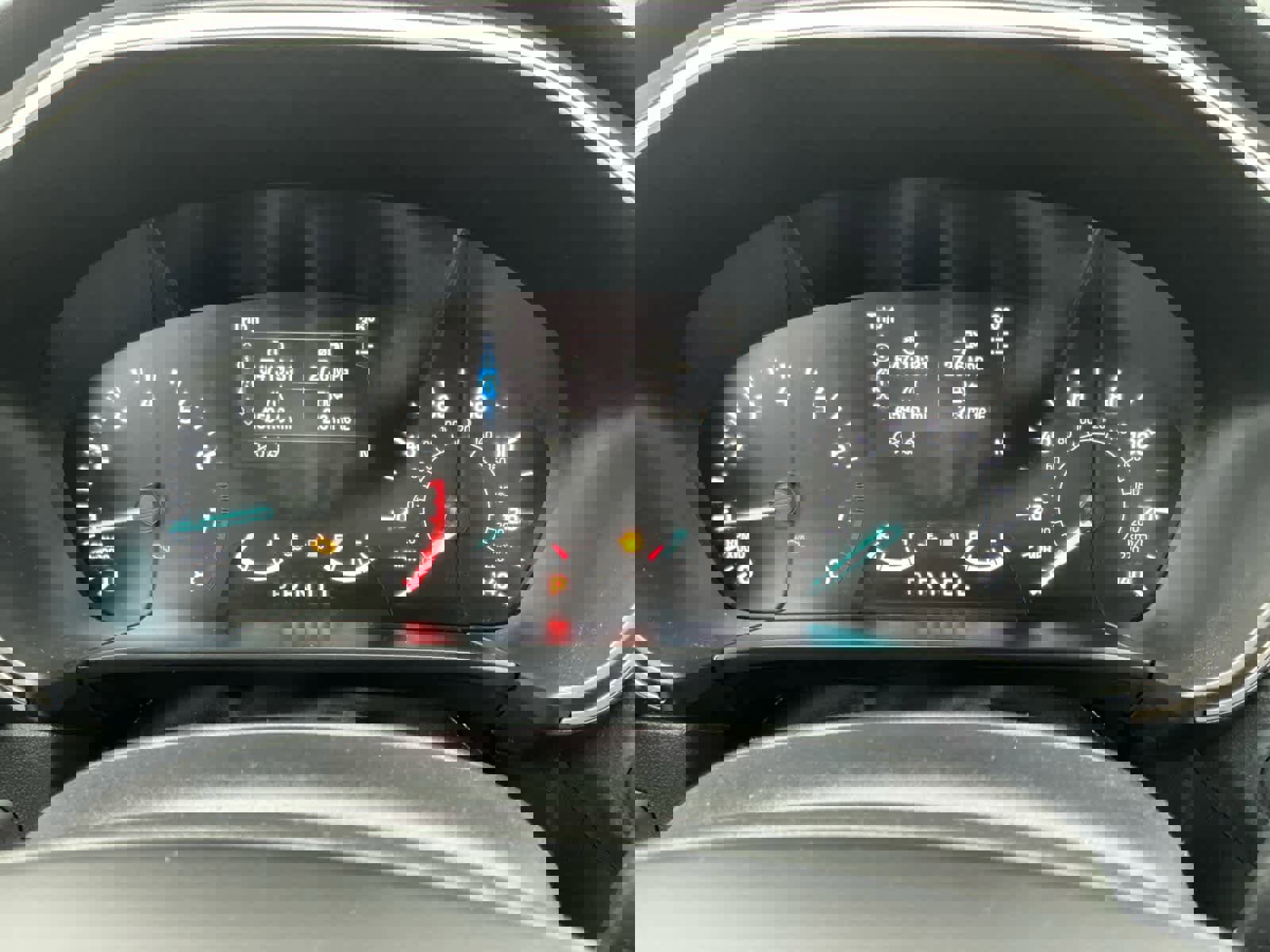 Used 2020 Ford Escape SE image 14