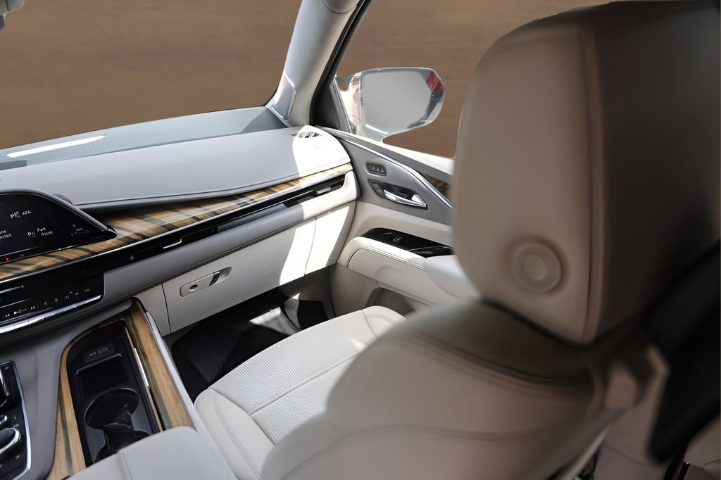 Used 2021 Cadillac Escalade Sport Platinum image 32