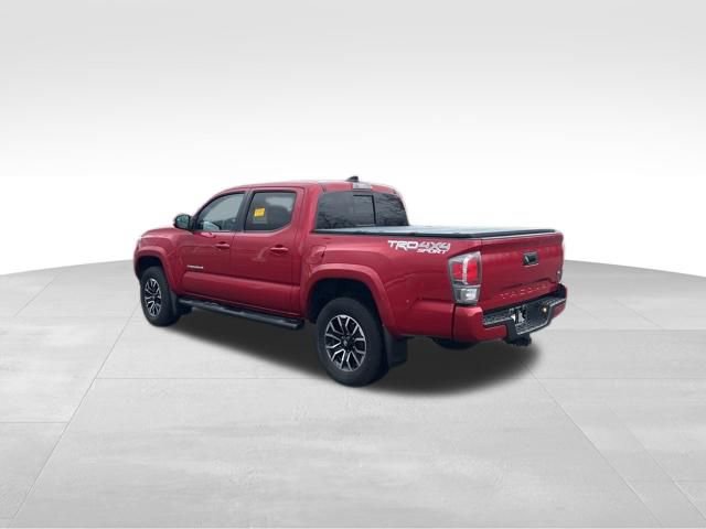 Used 2021 Toyota Tacoma TRD Sport AWD/4WD image 3