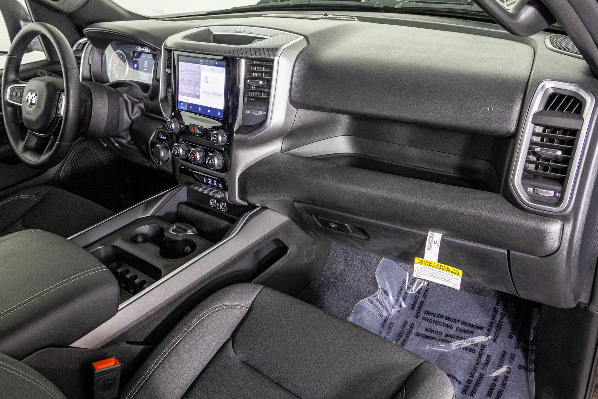 New 2026 RAM 1500 Express AWD/4WD image 38