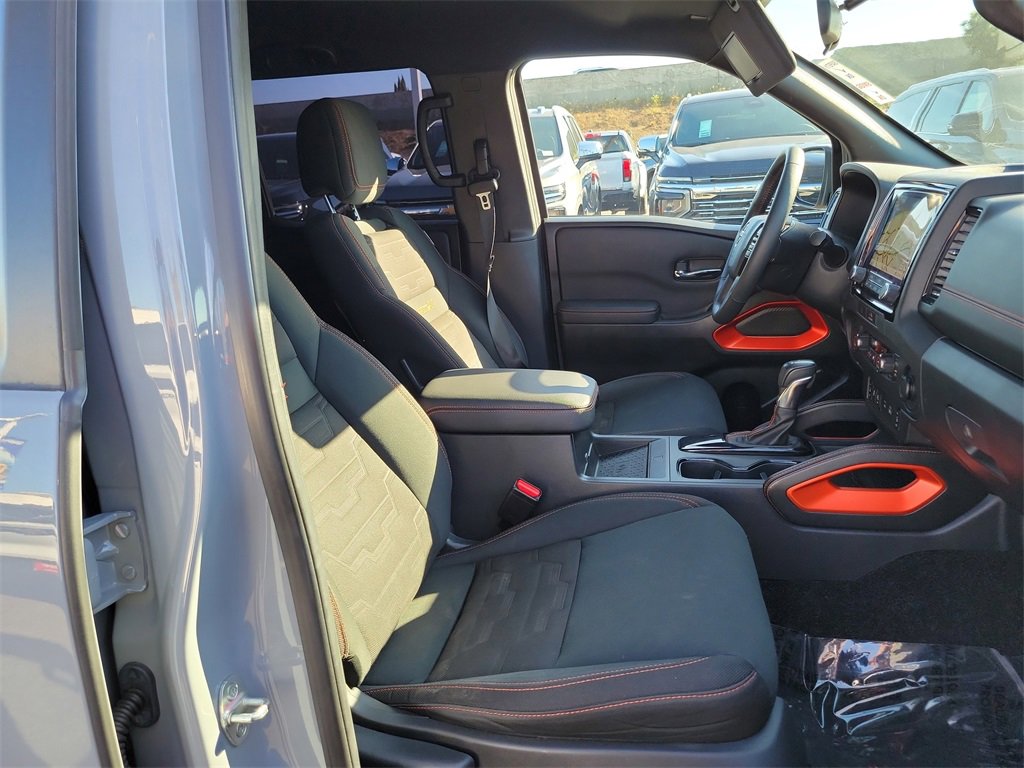 Used 2022 Nissan Frontier Pro-X image 16