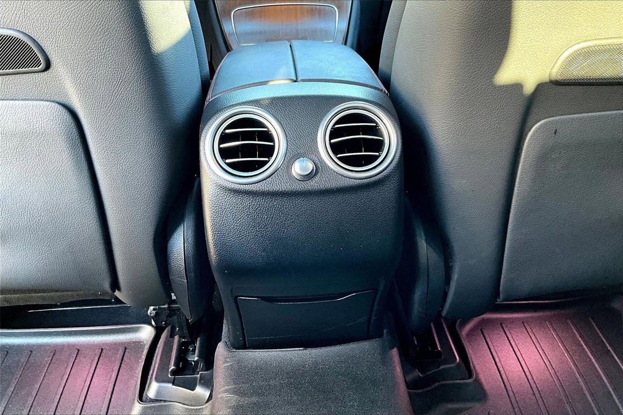 Used 2022 Mercedes-Benz GLC 43 AMG 4MATIC image 16