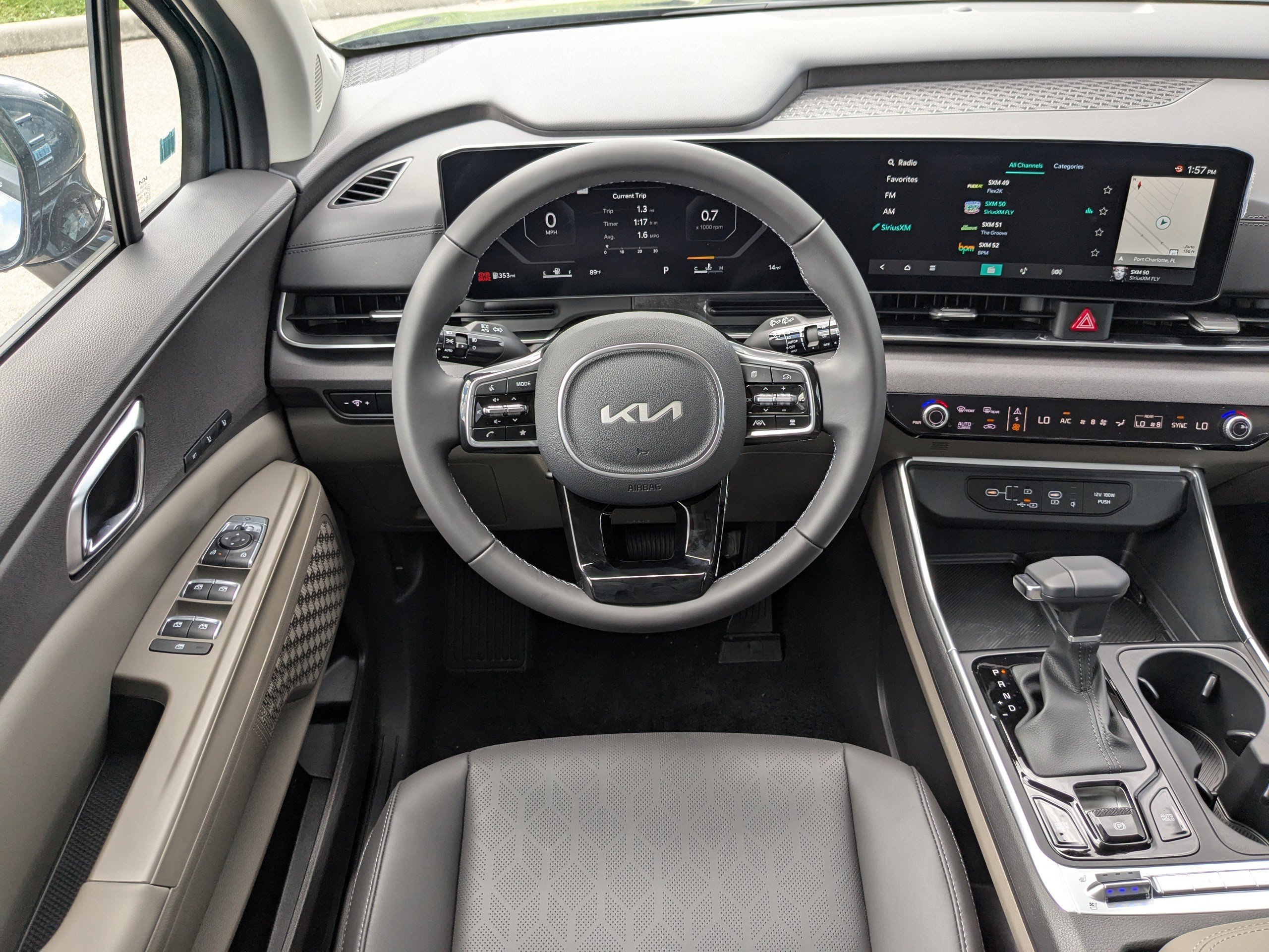 New 2026 Kia Carnival SX image 21