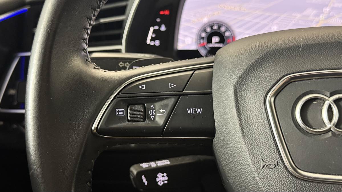 Used 2020 Audi Q8 Premium Plus w/ Premium Plus Package AWD/4WD image 18
