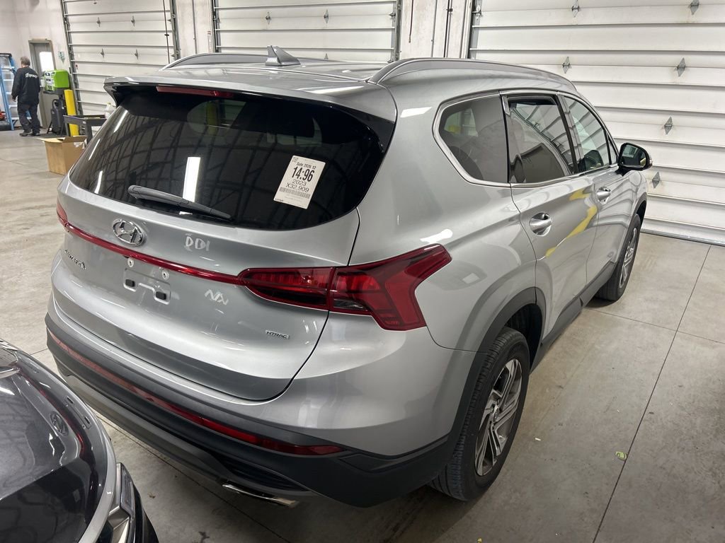 Used 2023 Hyundai Santa Fe SEL w/ Cargo Package image 6