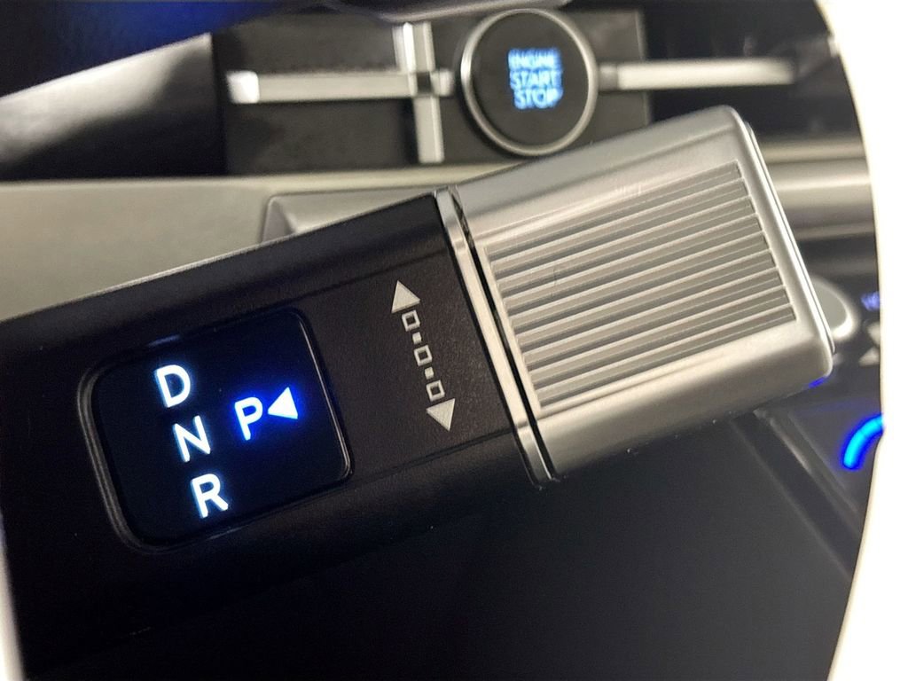 Used 2024 Hyundai Santa Fe SEL image 17