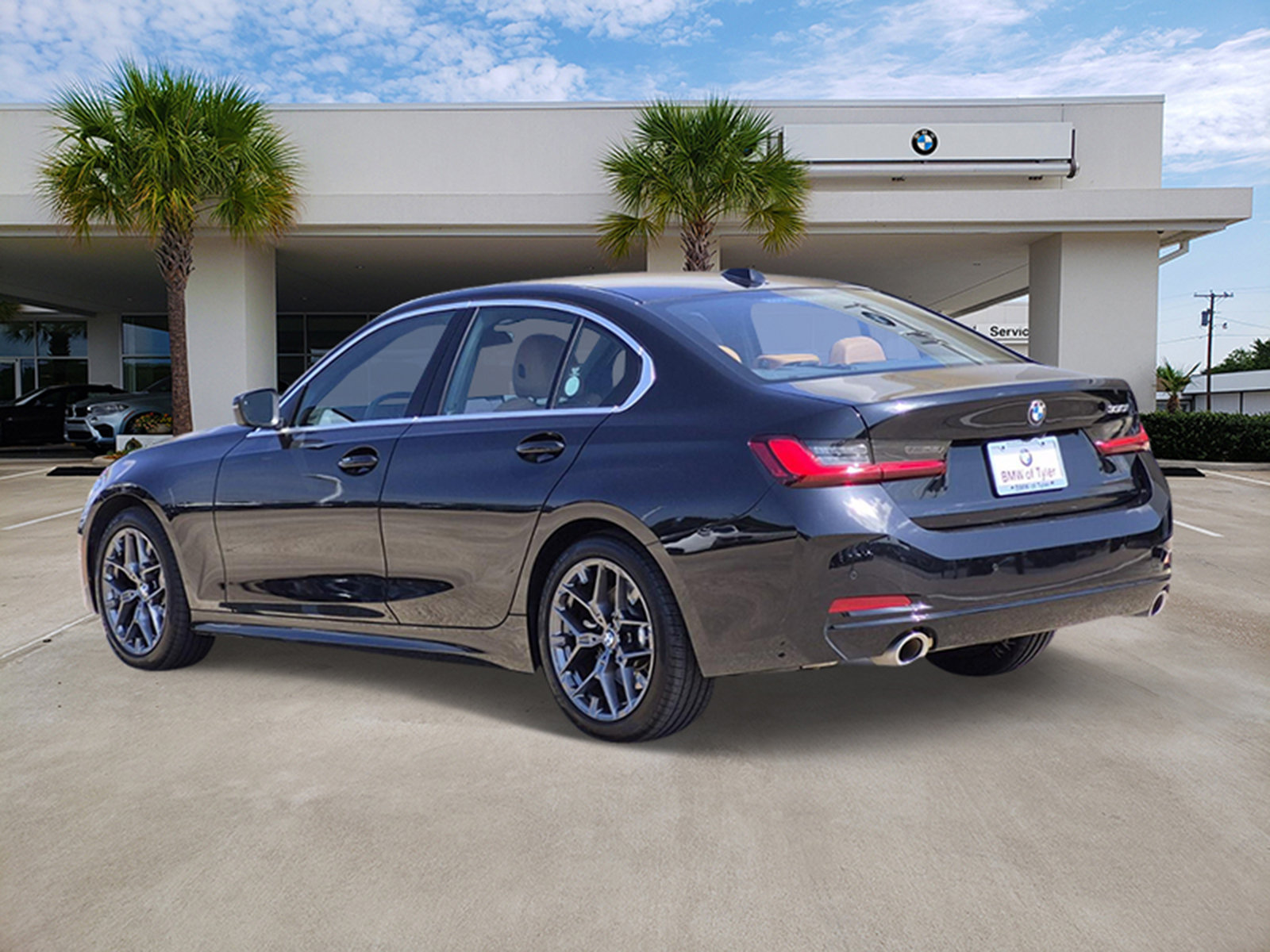 Used 2026 BMW 330i Sedan RWD image 4