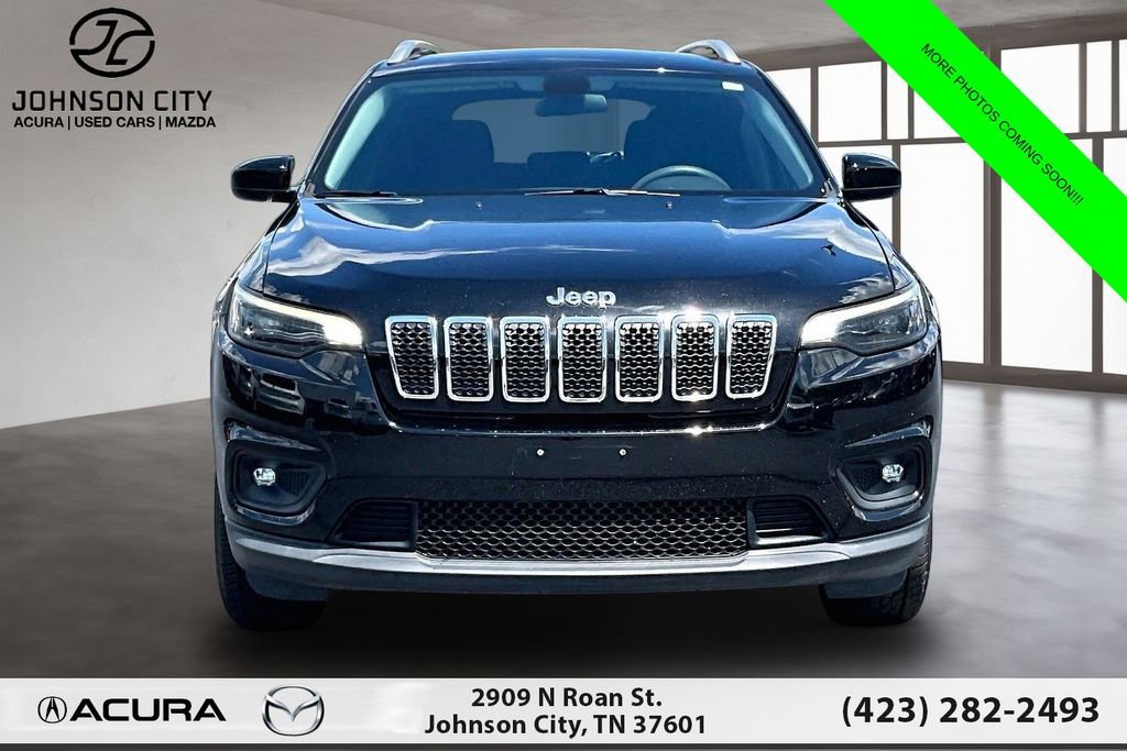 Used 2019 Jeep Cherokee Latitude w/ Popular Appearance Group AWD/4WD image 3
