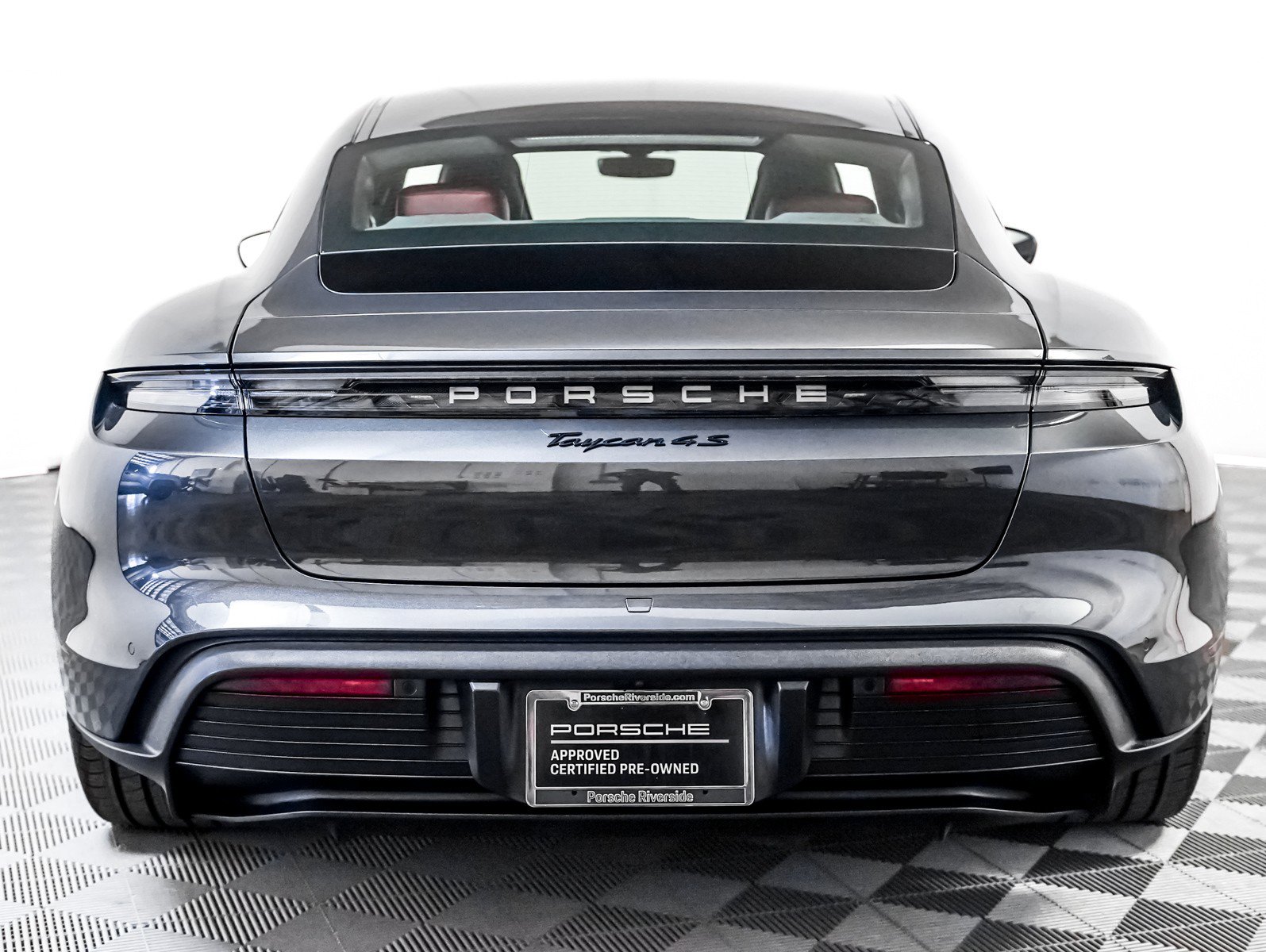 Used 2021 Porsche Taycan 4S image 11