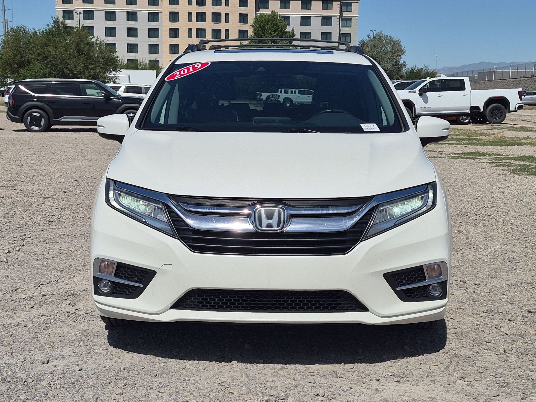 Used 2019 Honda Odyssey Elite image 8