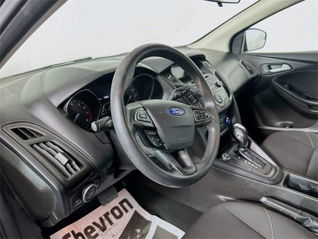 Used 2016 Ford Focus SE image 9