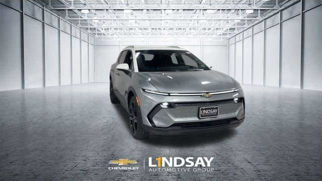 New 2026 Chevrolet Equinox EV LT w/ LPO, All-Weather Mat Package FWD image 4
