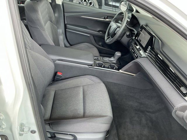 Used 2025 Toyota Camry LE FWD image 20