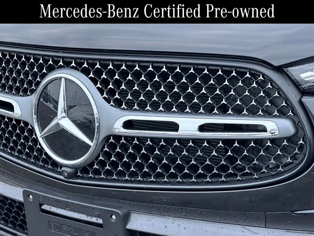 Certified 2025 Mercedes-Benz GLC 300 4MATIC image 4
