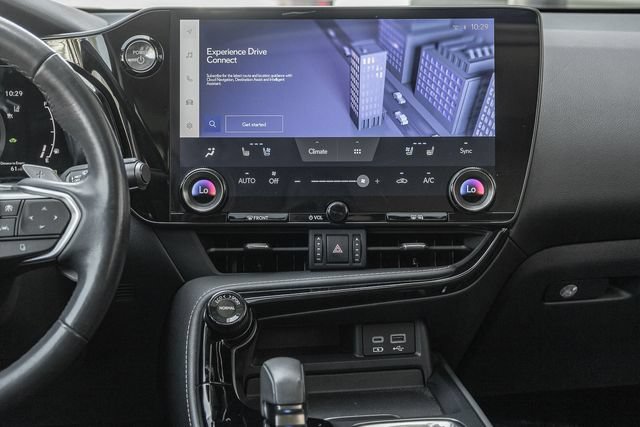Used 2024 Lexus NX 350h AWD w/ Luxury Package image 8