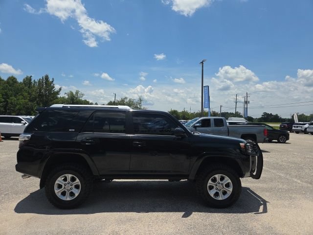 Used 2016 Toyota 4Runner SR5 AWD/4WD image 8