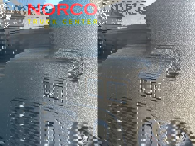 Used 2019 GMC Yukon XL SLT image 12