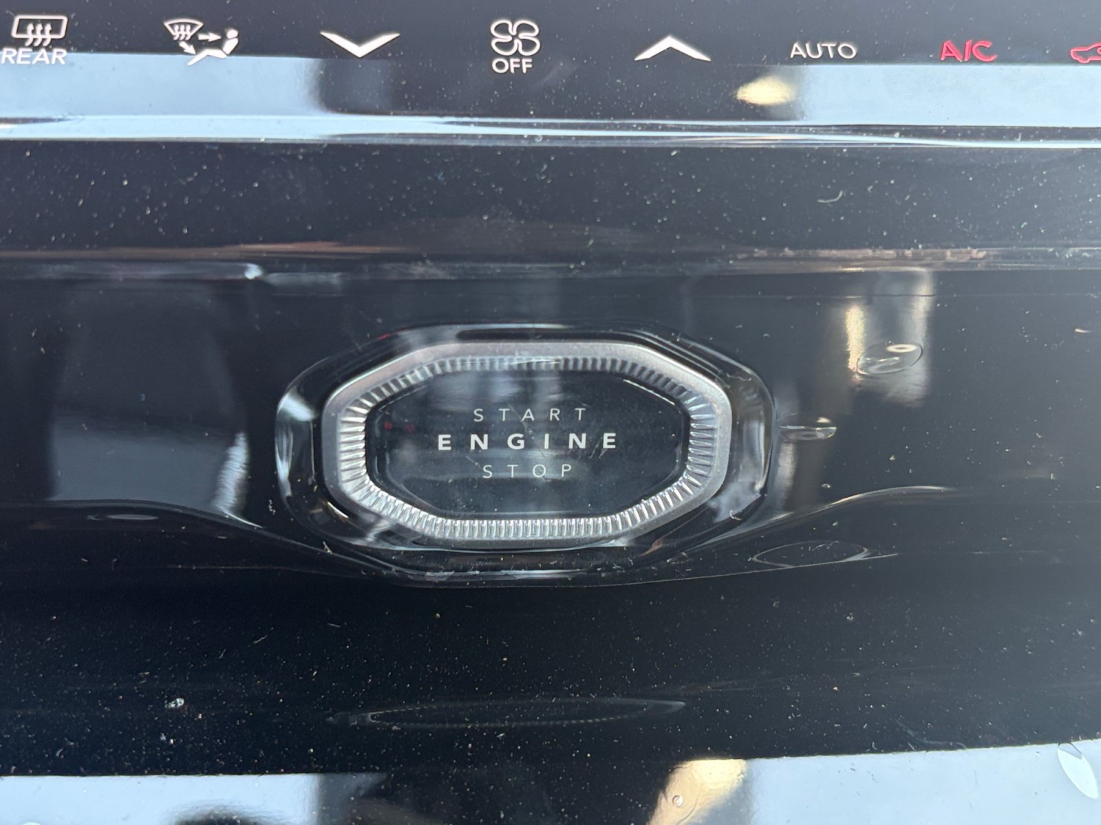New 2026 Jeep Grand Cherokee Limited AWD/4WD image 25