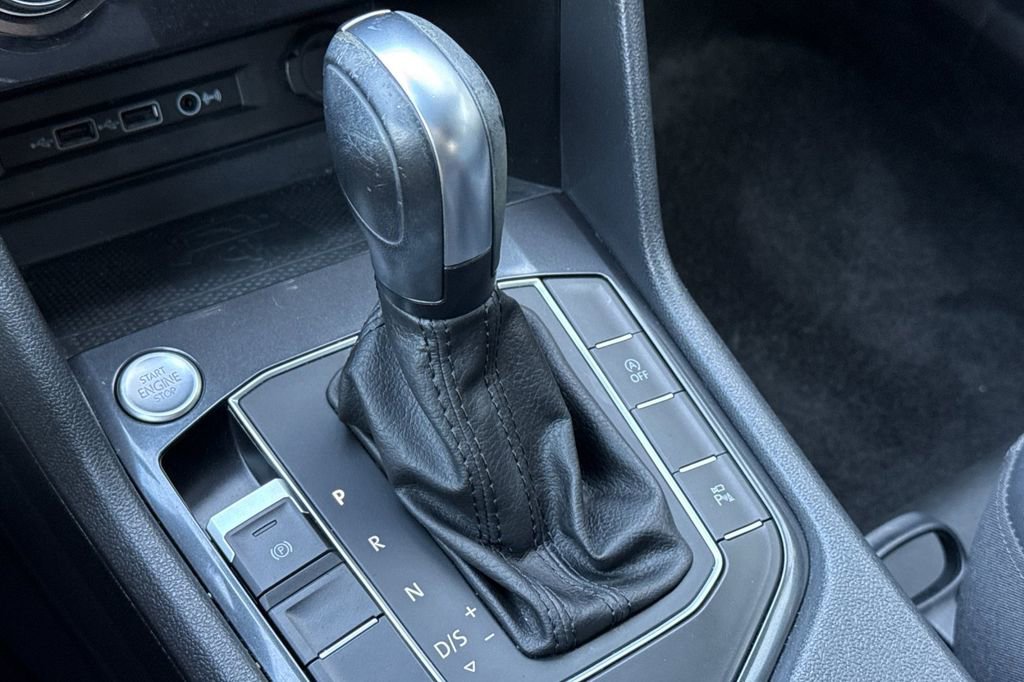 Used 2020 Volkswagen Tiguan SEL Premium R-Line image 21