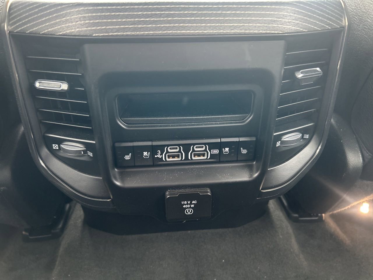 Used 2019 RAM 1500 Limited image 27