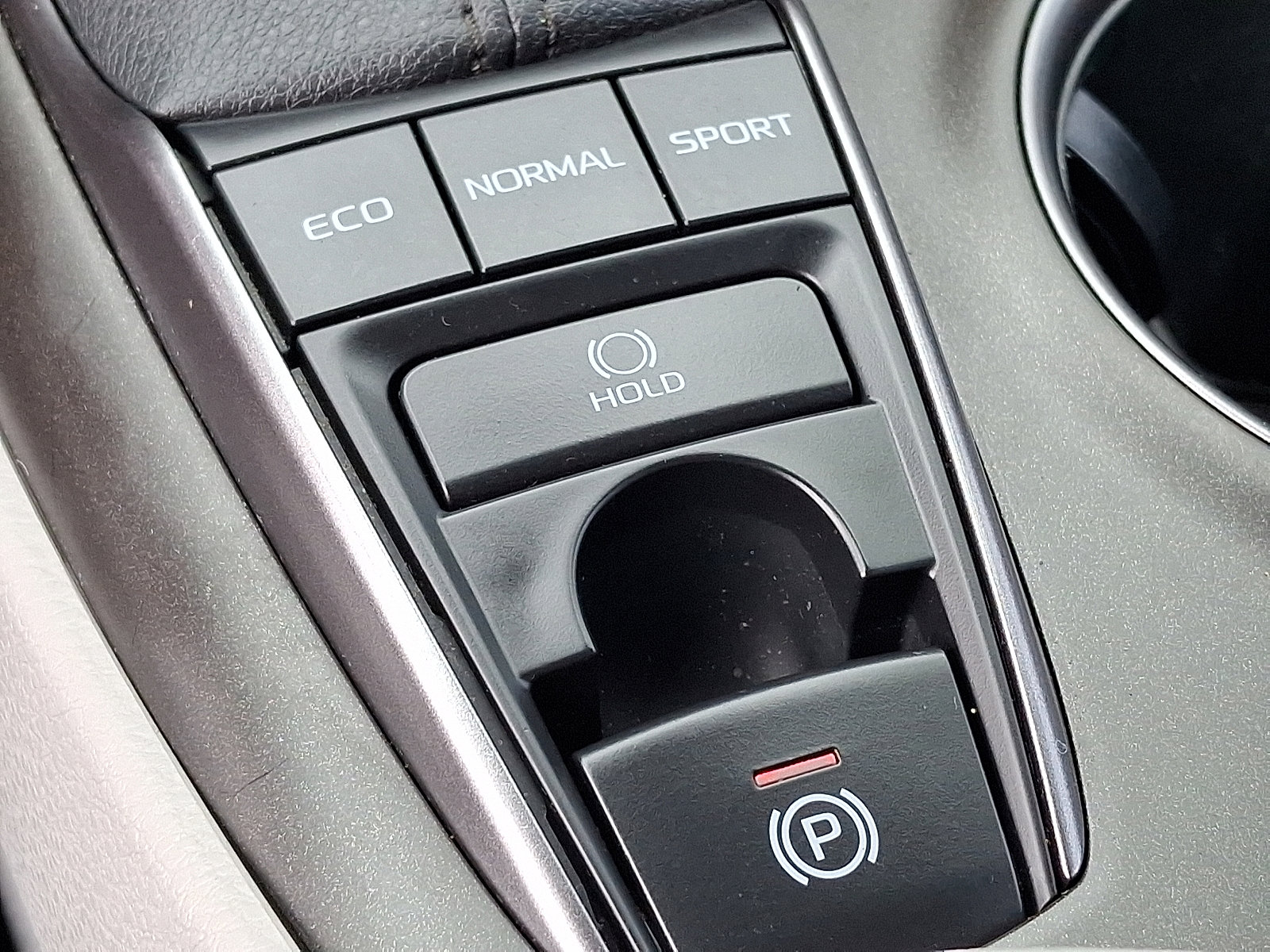 Used 2023 Toyota Camry SE AWD/4WD image 24