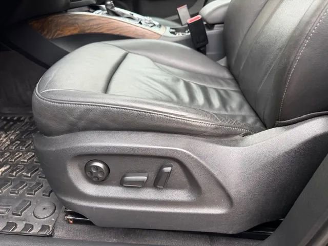 Used 2011 Audi Q5 3.2 Prestige image 26