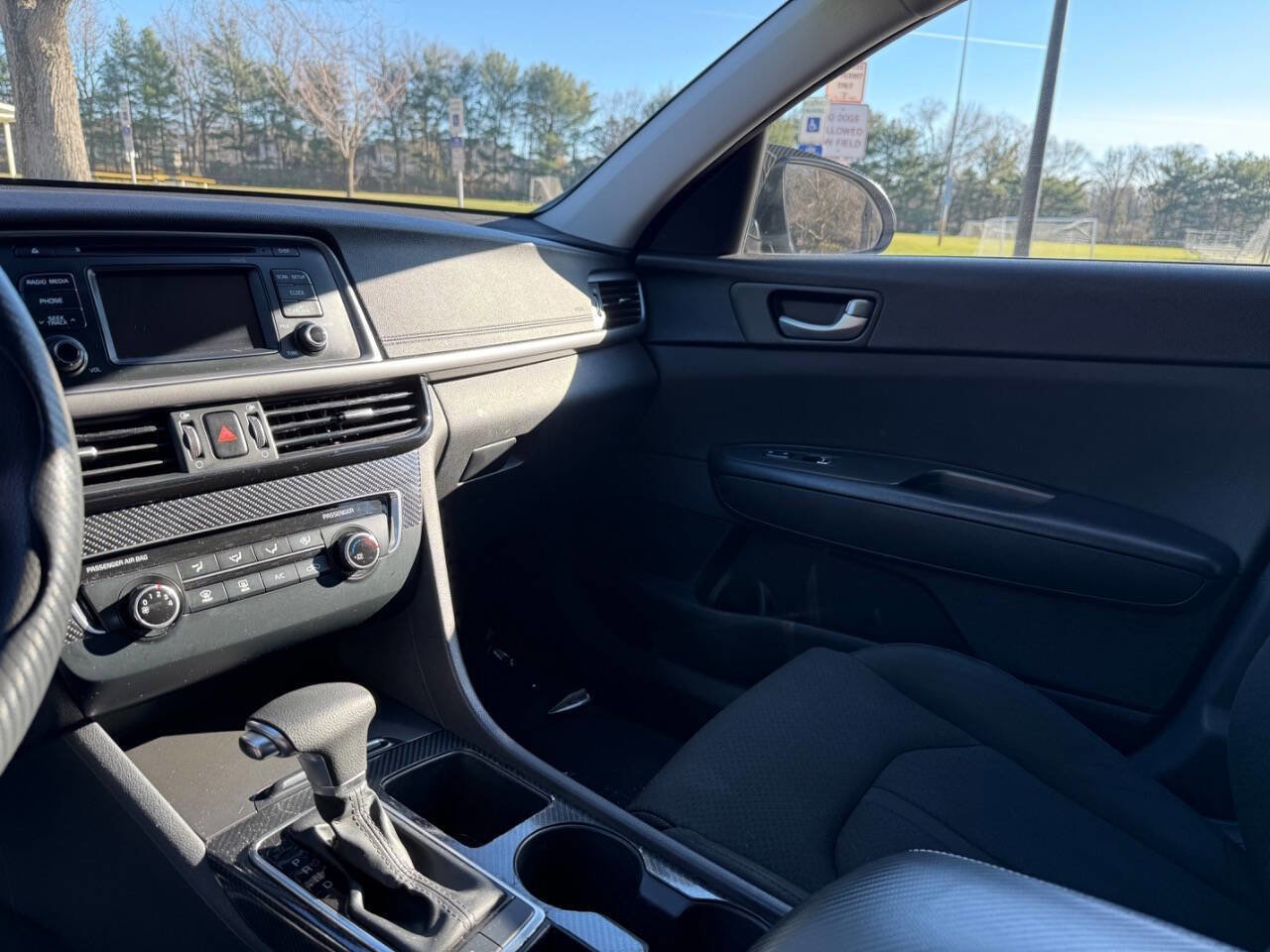 Used 2016 Kia Optima LX image 10