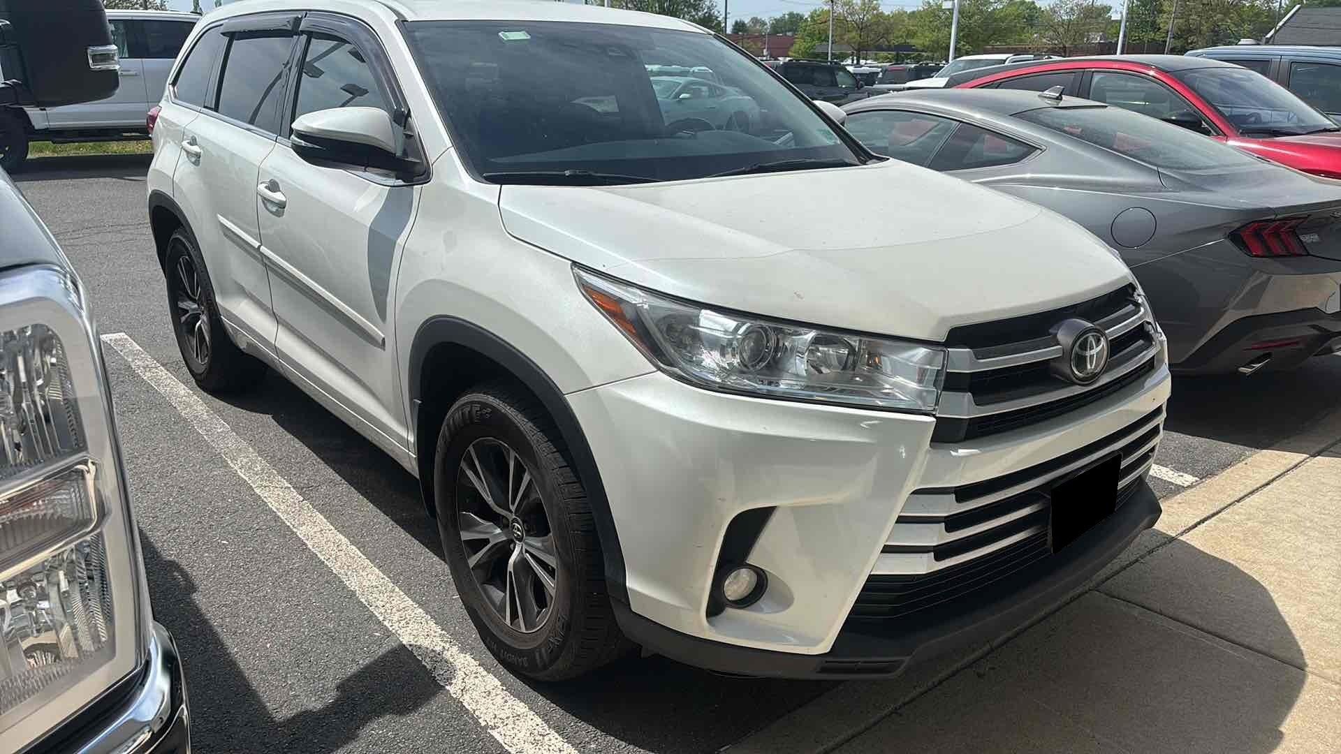 Used 2017 Toyota Highlander Plus w/ Protection Package #3 image 1
