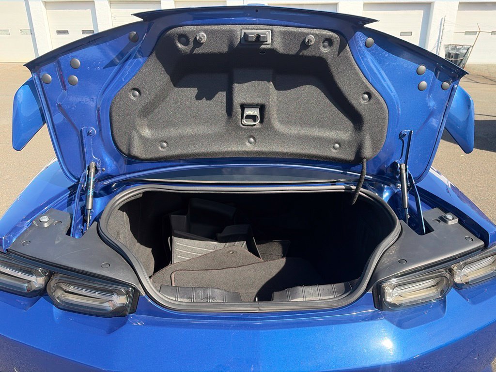 Used 2019 Chevrolet Camaro SS RWD image 26