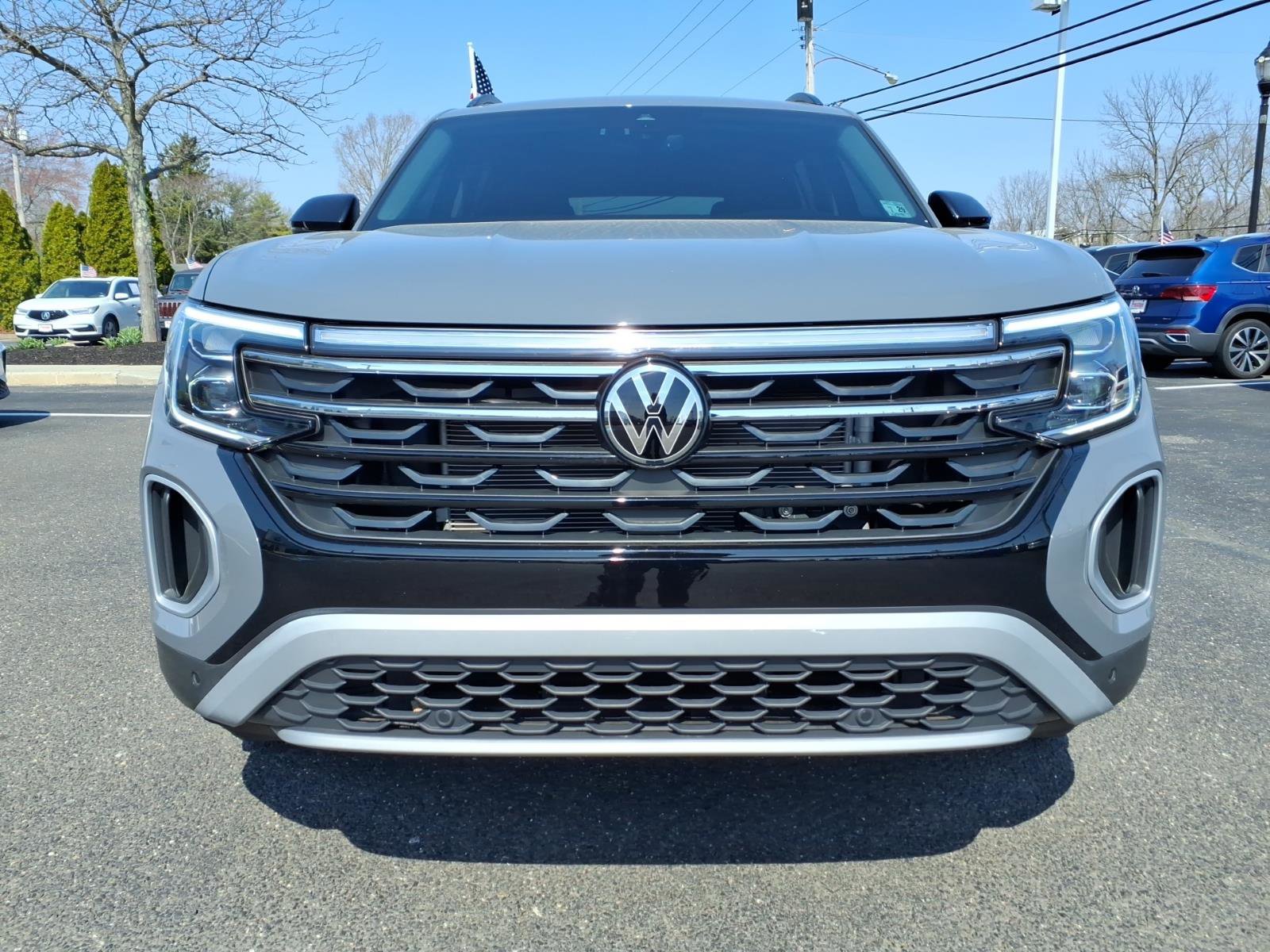 Certified 2024 Volkswagen Atlas Peak Edition SE image 6