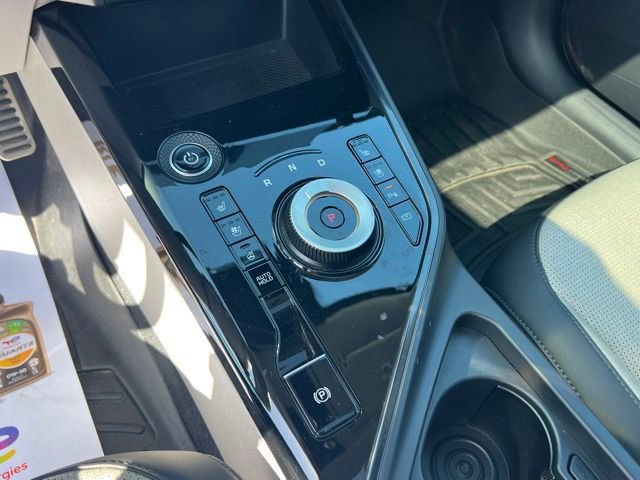 Certified 2024 Kia Niro Wave w/ Wave Preserve Package FWD image 21