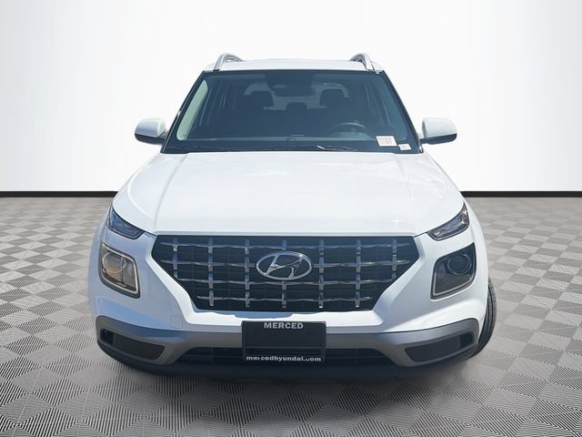 New 2026 Hyundai Venue SEL FWD image 2