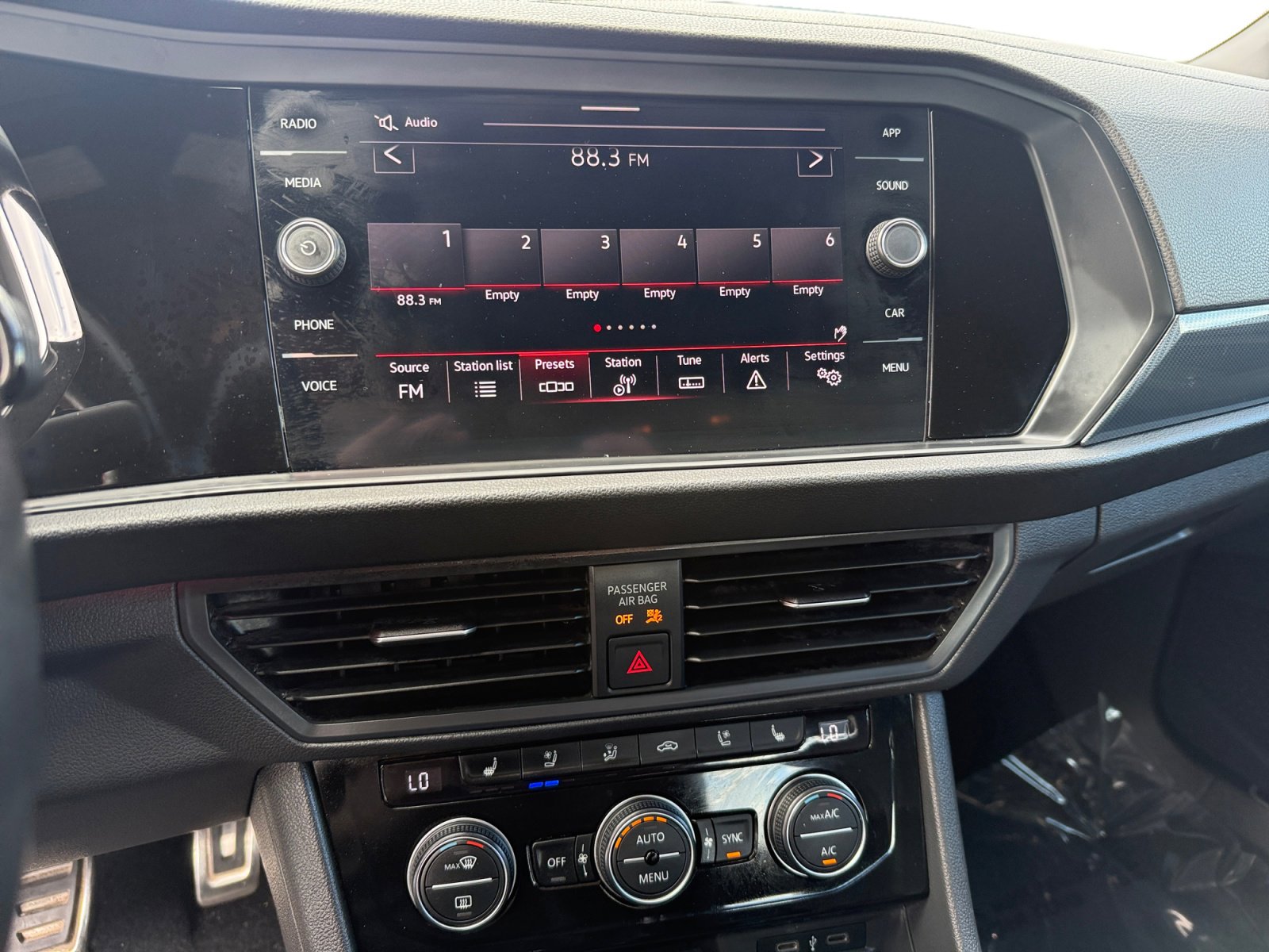 Used 2021 Volkswagen Jetta GLI Autobahn FWD image 12