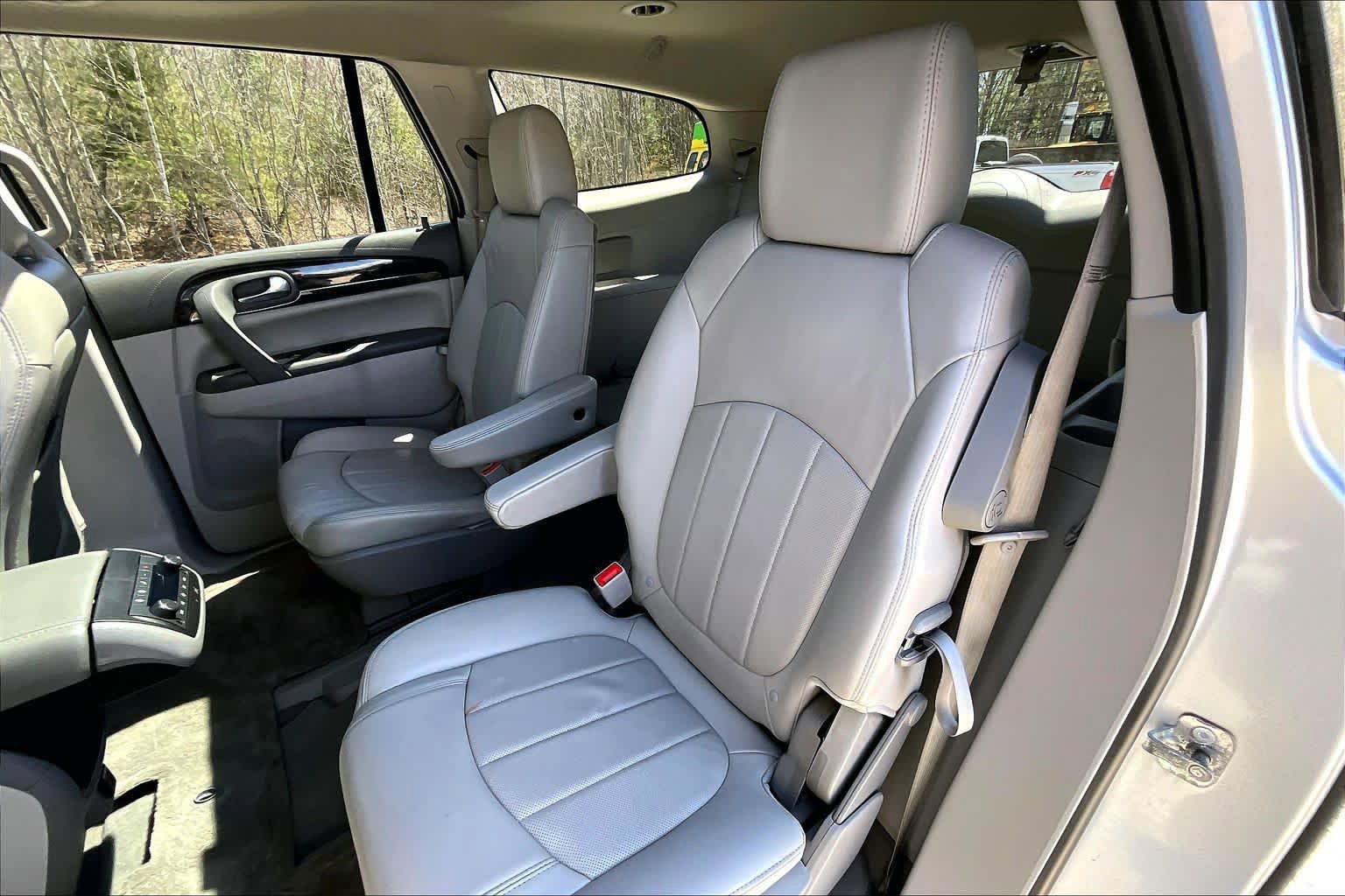 Used 2016 Buick Enclave Premium AWD/4WD image 21