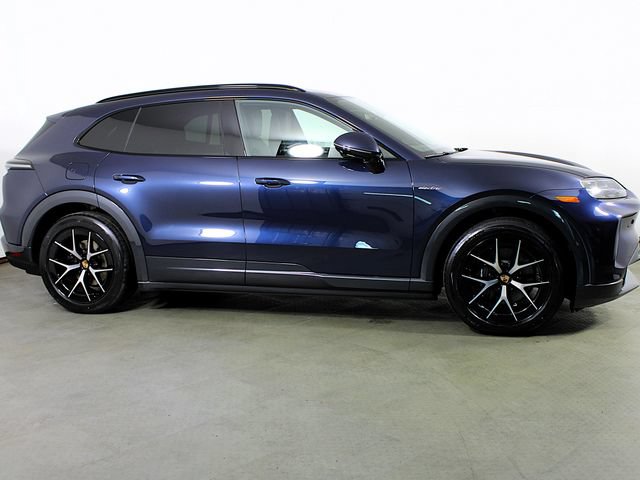 New 2026 Porsche Cayenne Electric AWD/4WD image 8