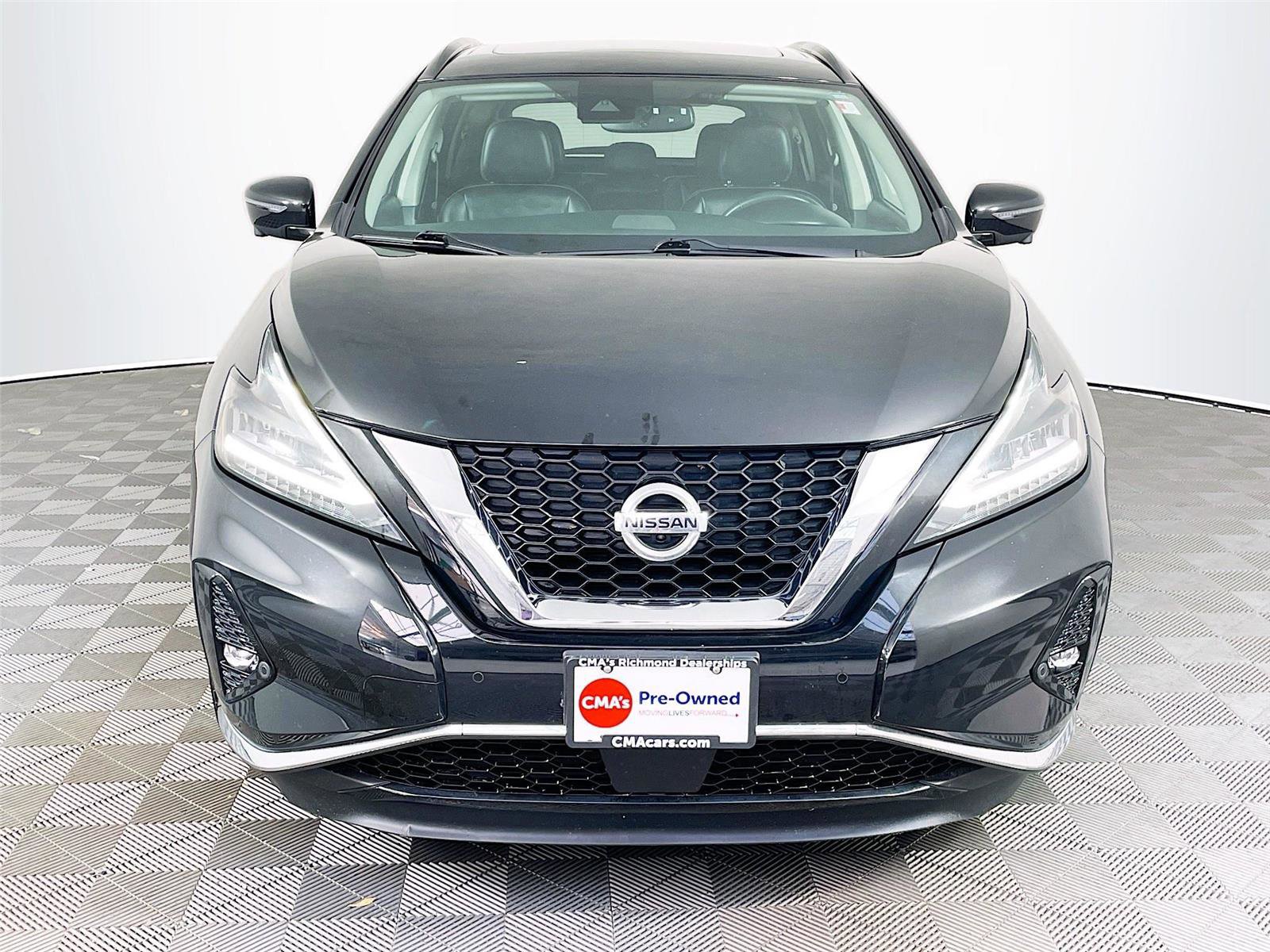 Used 2020 Nissan Murano SV w/ Premium Package image 2