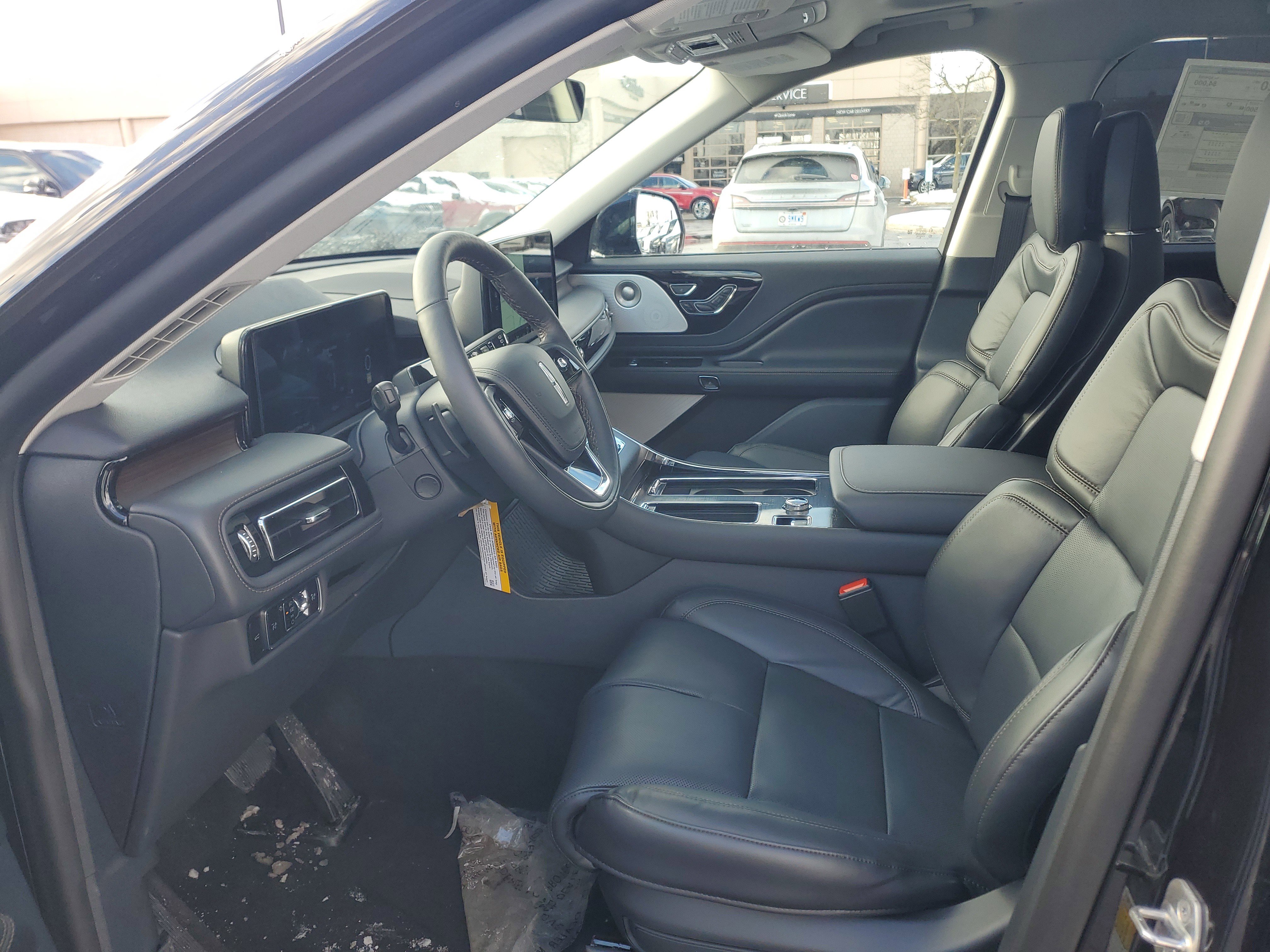 New 2026 Lincoln Aviator Reserve image 11