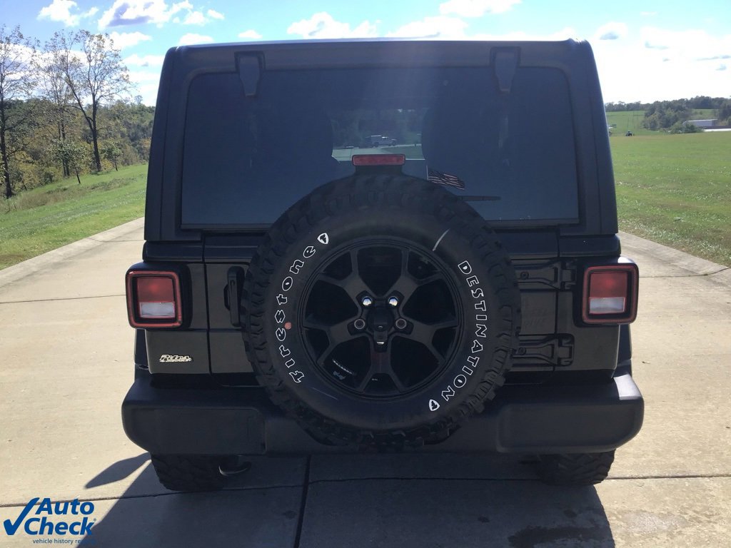 Used 2022 Jeep Wrangler Willys image 4