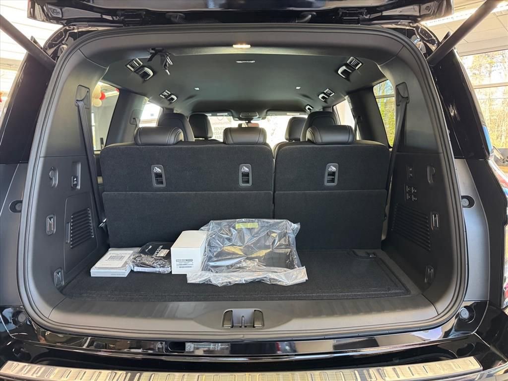 New 2026 Nissan Armada PRO-4X w/ Captain's Chari Seat Package image 10