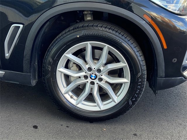 Certified 2022 BMW X5 xDrive40i w/ Premium Package image 12