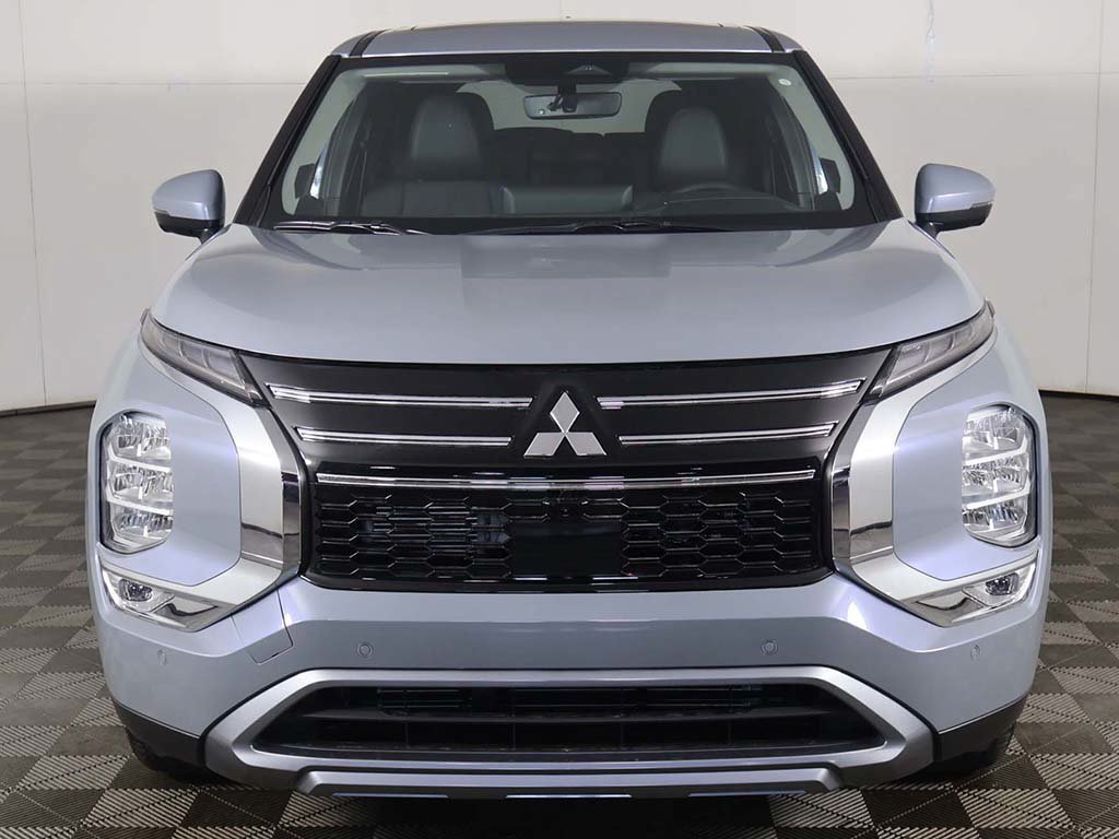 New 2026 Mitsubishi Outlander SE FWD image 12