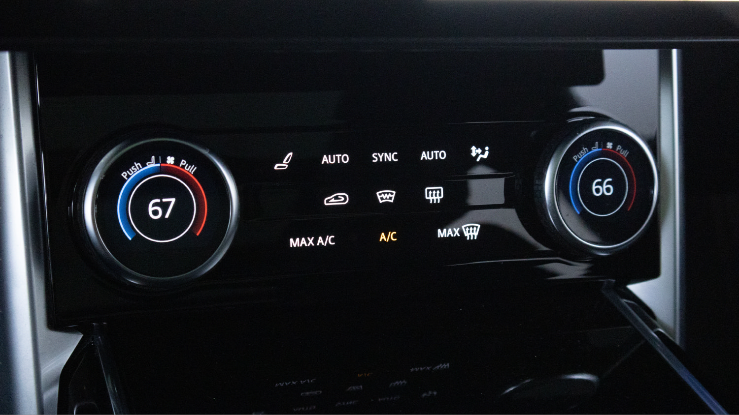 Used 2023 Land Rover Range Rover SE AWD/4WD image 15